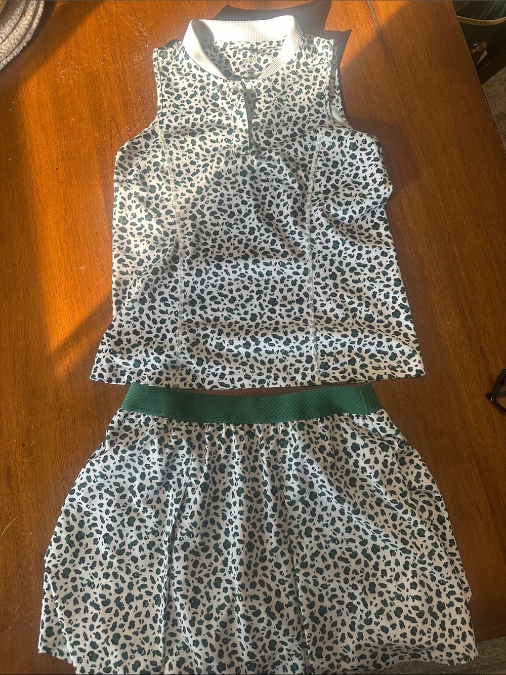 Puma White and Green Leopard Print Womens Two-Piece Dress Set